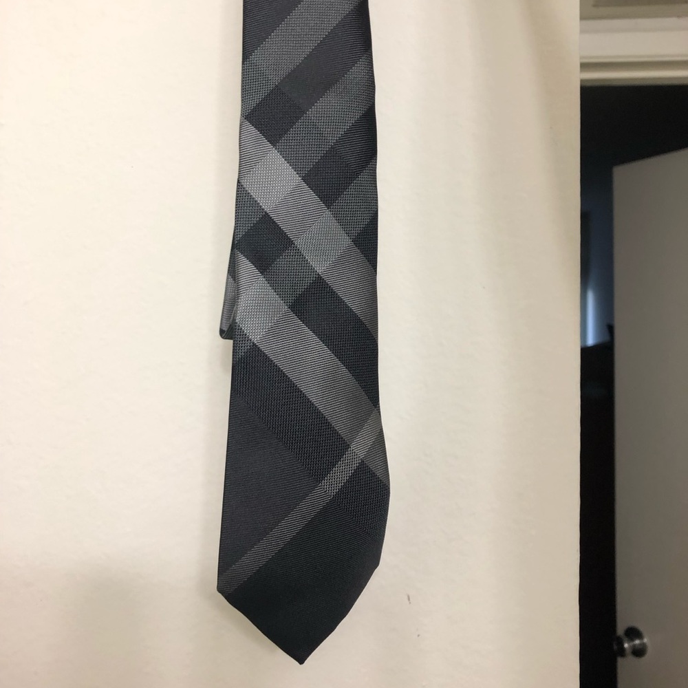 Burberry tie